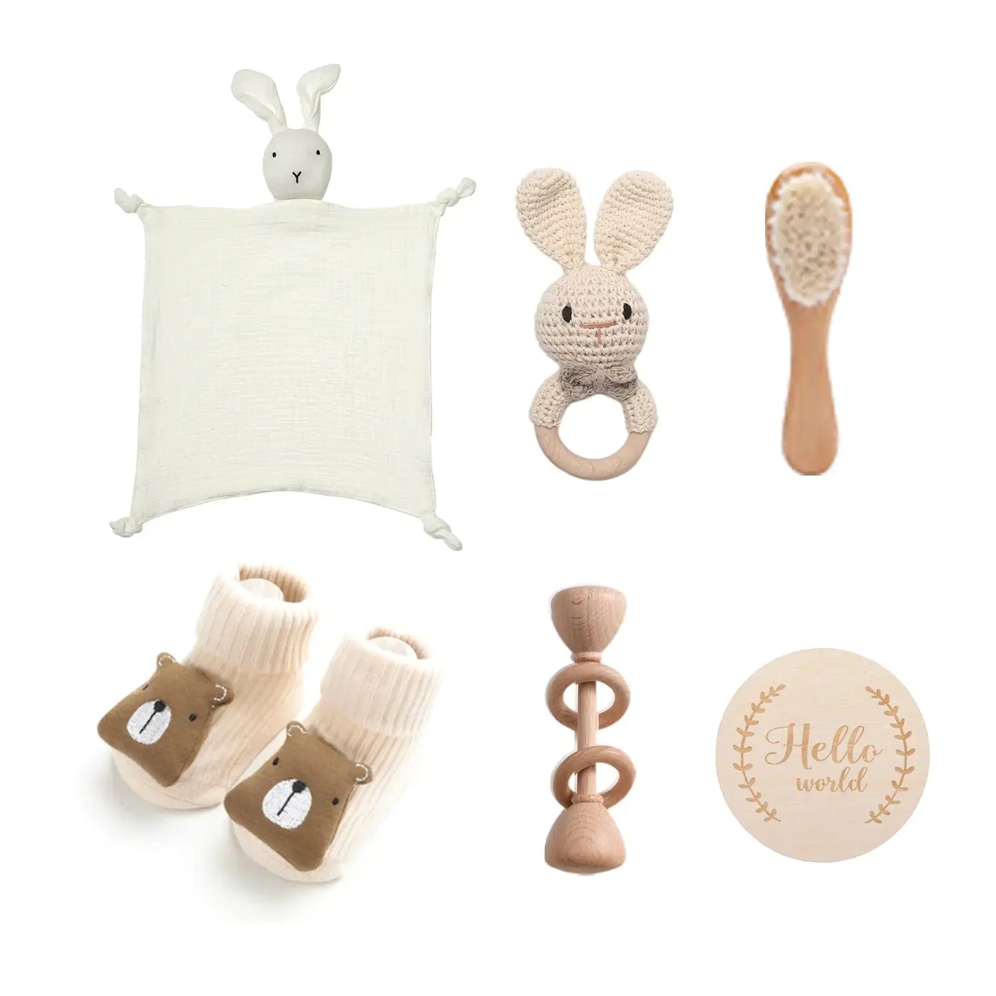 Babycadeauset in neutrale kleuren met houten accessoires en textiel wit konijn