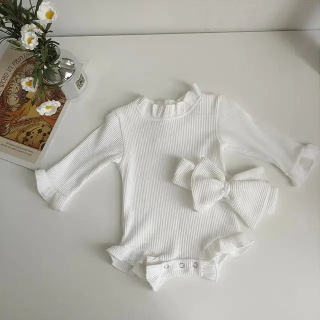 Babyoutfit set met comfortabele romper en bijpassende haarband