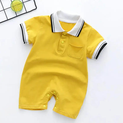 Zachte korte mouwen jumpsuit met polo-kraag in geel voor baby’s en peuters